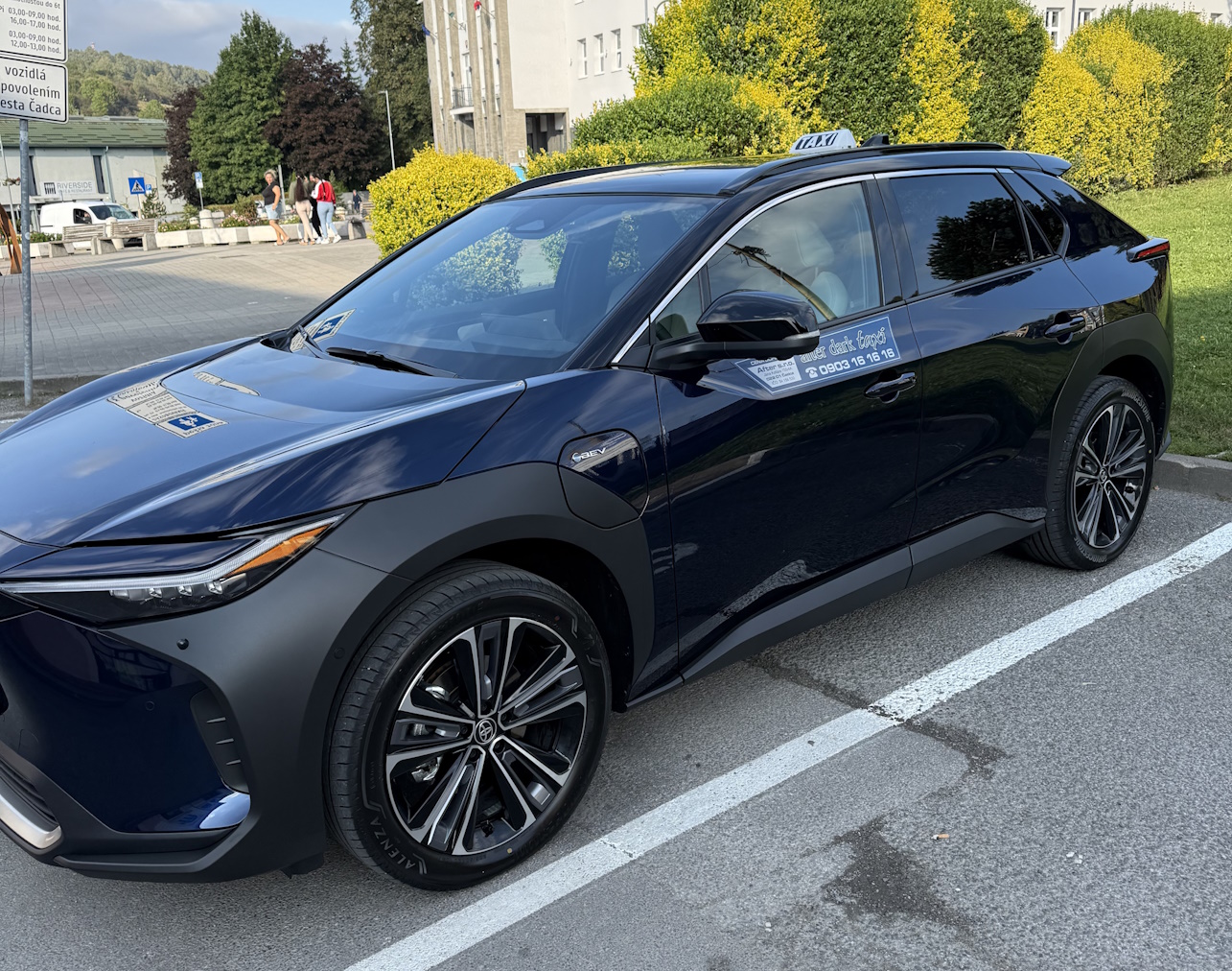 Nočné taxi v meste